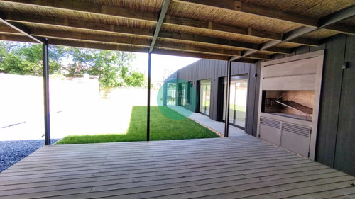 Venta Casa 4d A Estrenar Golf Punta A Metros Del Mar