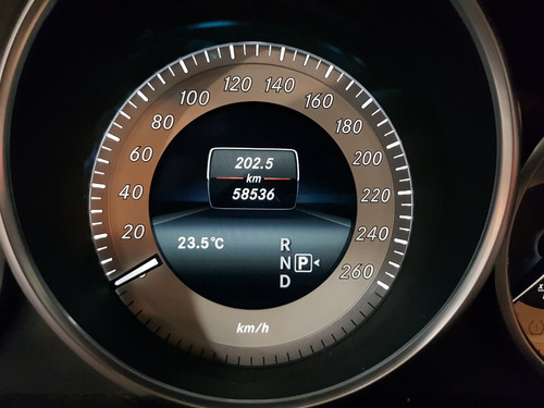 Mercedes Benz E 350 (2013) - Macomeclassic