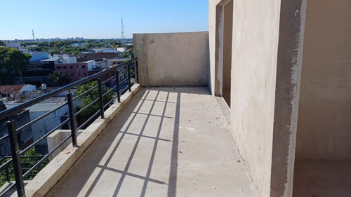 Venta Departamento En Pozo - Mataderos