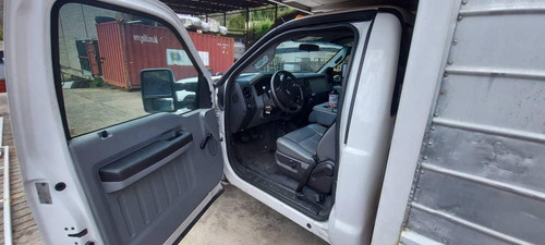 Imagen 4 de 9 de Super Dutty Motor 6.0 2 Puertas Blanco