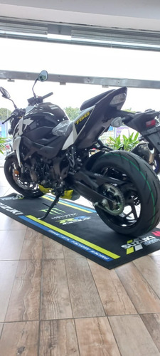 Imagen 15 de 20 de Suzuki Gsx-s750