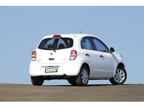 Imagem 4 de 13 de Nissan March Sv 1.6 Flex