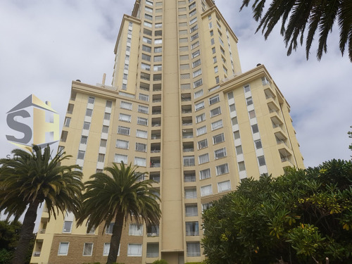 Se Vente Bonito Dpto En Costa De Montemar. Vista Al Mar.