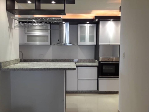 Imagen 10 de 15 de Yasmin Roa En Venta Apartamento En Venta Res. Utila Suite (120 Metros Cod 440311
