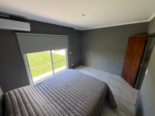 Casa En Venta 4 Amb. Barrio San Sebastian, Area 1