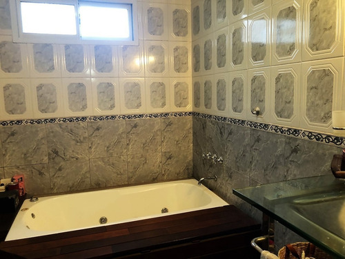 Imagen 14 de 17 de Venta | Amplio Galpón Con Vivienda