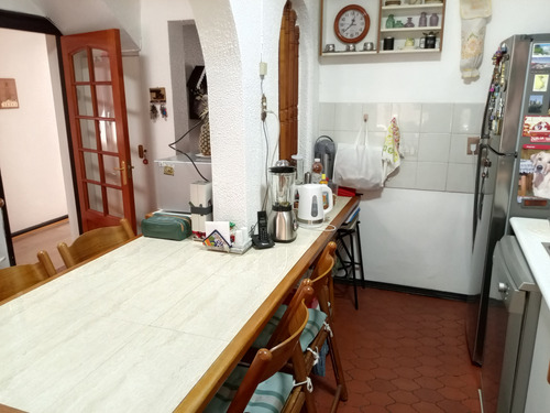 Maravillosa Casa En El Mejor Barrio De Recoleta