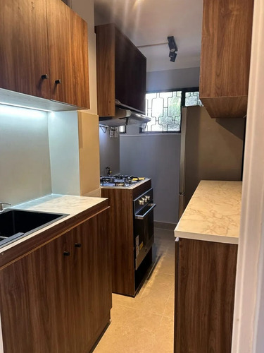 Departamento De 3d/1b En Estacion Metro Villa Frei En Ñuñoa