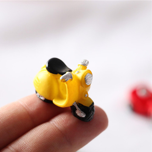 3x Resina Miniatura Motocicleta Simulación Accesorios De