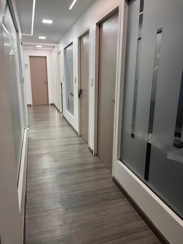 Los Palos Grandes Oficina En Venta