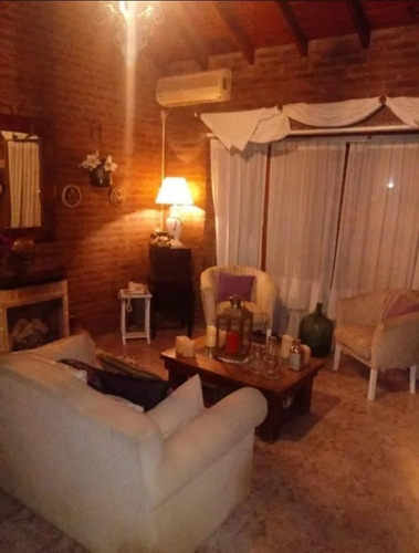 Imagen 6 de 12 de Hermosa Casa De 4 Ambientes En Venta - Ingeniero Maschwitz