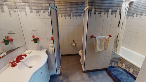 Excelente Casa 5 Ambientes Con Parque En Flores
