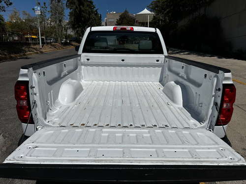 Chevrolet Silverado Silverado 1500 Ls Cab Regular At