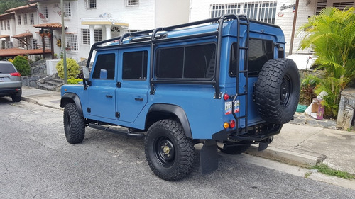Imagen 3 de 9 de Land Rover Defender 110