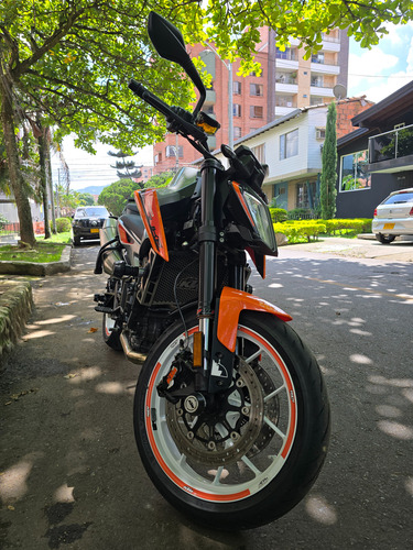 Ktm Duke 790
