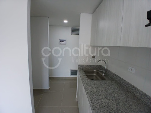 Apartamento En Arriendo Ferreria 472-4973