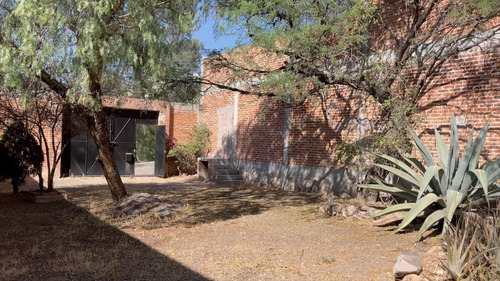 Terreno En Venta En San Miguel Con Barda Y Portón Con Todos Los Servicios