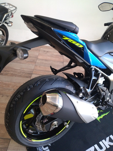 Suzuki Gsx-s750 2023 Gris 2023 -suzuki Agronomia