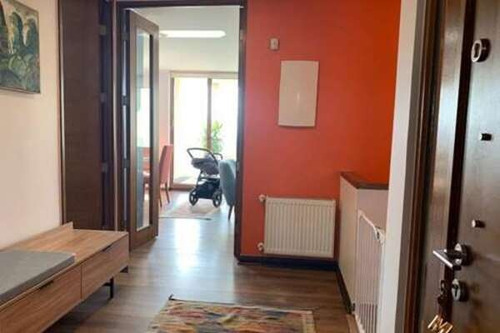 Espléndida Propiedad Con Amplio Jardín Privado.