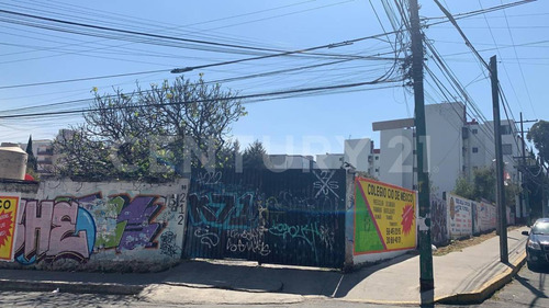 Terreno En Esquina Con Dos Frentes, Uso De Suelo H/30/40