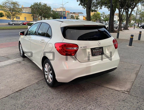Imagen 6 de 14 de Hermosa Mercedes Benz A180 Hb Cgi 1.6t Hb 5p