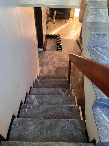 Vendo Casa En Esquina Con Uso Comercial En Jardín Balbuena
