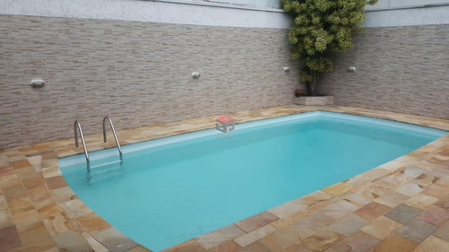 Imagem 25 de 29 de Linda Casa Com Piscina Aquecida E 4 Vagas De Garagens Com Quintal E Churasqueira! - 99469