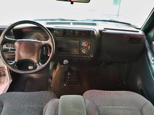 Chevrolet Blazer 2.2 Mpfi Dlx 4x2 8v Gasolina 4p Manual