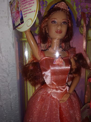 Barbie 12 Dancing Princesses 12 Princesas Bailarinas Edeline (Usado)