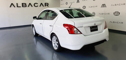 Imagen 7 de 15 de Nissan Versa 2018 1.6 Advance At