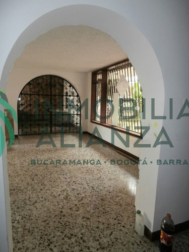 Casa En Arriendo En Bucaramanga. Cod A10627