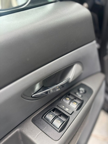 Fiat Linea ABSOLUTE 1.9/1.8 Flex Dualogic 4p