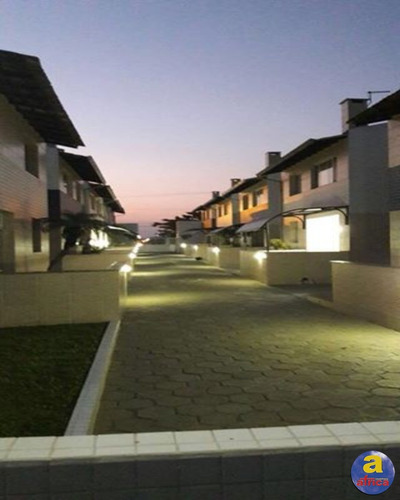 Imagem 2 de 12 de Sobrado 3 Quartos Sendo 1 Suíte, 2 Vagas De Garagem No Nereidas Em Guaratuba/pr - Imobiliária África - So00108 - 32388219