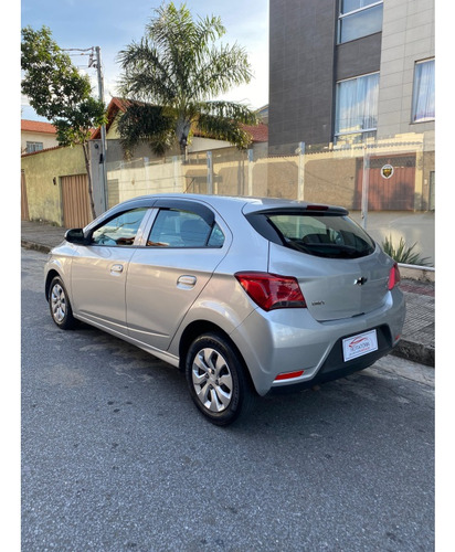 Chevrolet Onix 1.0 MPFI LT 8V FLEX 4P MANUAL