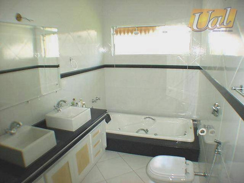 Imagem 16 de 21 de Casa Com 3 Dormitórios À Venda, 460 M² Por R$ 1.750.000,00 - Retiro Das Fontes - Atibaia/sp - Ca0189