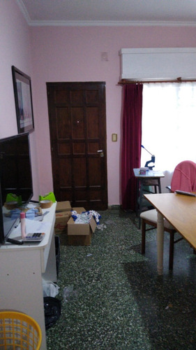 Imagen 7 de 30 de Casa En Venta En Merlo 6 Ambientes 2 Pisos