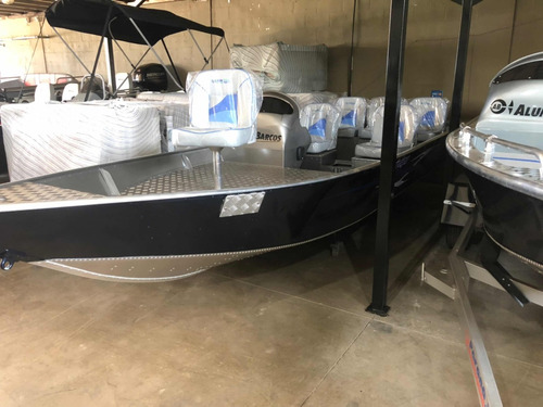 Lancha Tubarão 500 Slx
