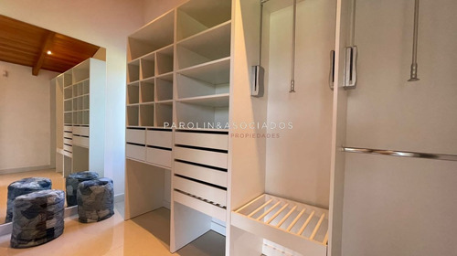 Imagen 17 de 30 de Venta De Espectacular Casa De 4 Dormitorios En Pueblo Mio