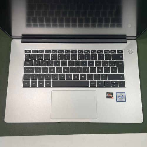 Notebook Huawei Matebook D15 Ryzen 5 3500u 8gb Ram 256gb Ssd (Usado)