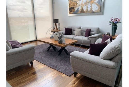 Imagen 3 de 30 de Moderna Casa Con Doble Altura