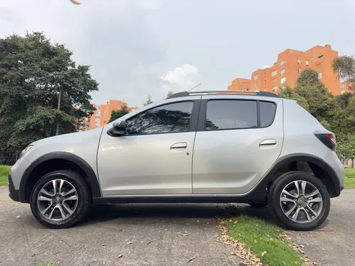 Renault Stepway 1.6 Intens Cvt