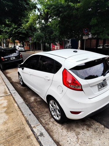Ford Fiesta Kinetic 1.6 Design 120cv Titanium