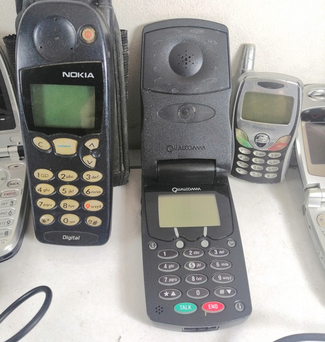 Lote De 10 Celulares Retro Años 90s 2000 No Probados (Usado)