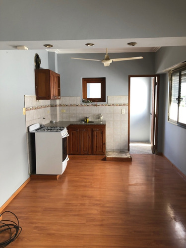 Imagen 3 de 9 de Departamento - La Plata
