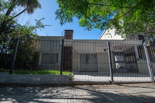 Venta Casa, 4 Dormitorios, 3 Baños, Parque Batlle