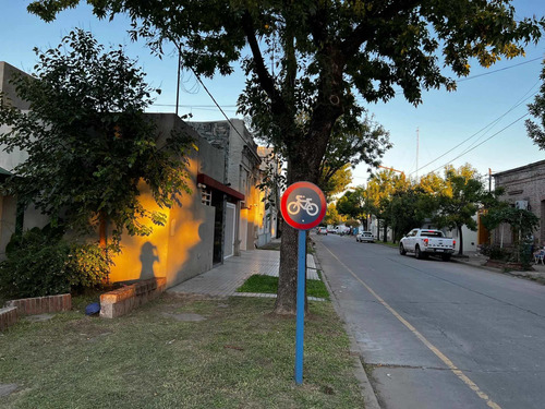 Imagen 9 de 9 de Casa Centrica En Esquina