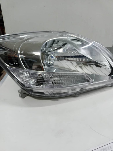 Faro Delantero Toyota Yaris Belta 2007-09 