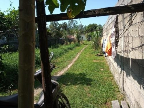 Imagem 7 de 14 de Ótima Casa Em Mongaguá Com Quintal Amplo Perto De Comércios