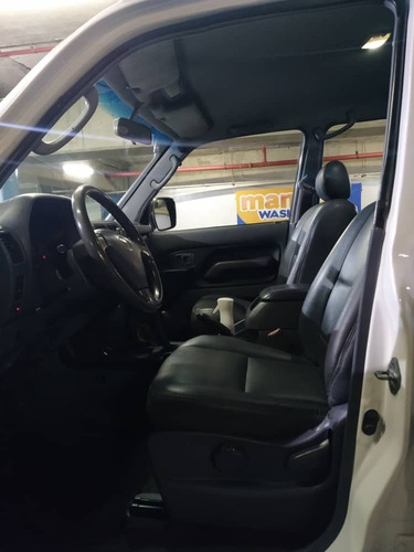 Imagen 7 de 9 de Toyota Prado