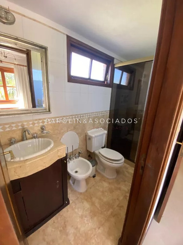 Casa A La Venta De 3 Dormitorio En Beverly Hills, Punta Del Este.